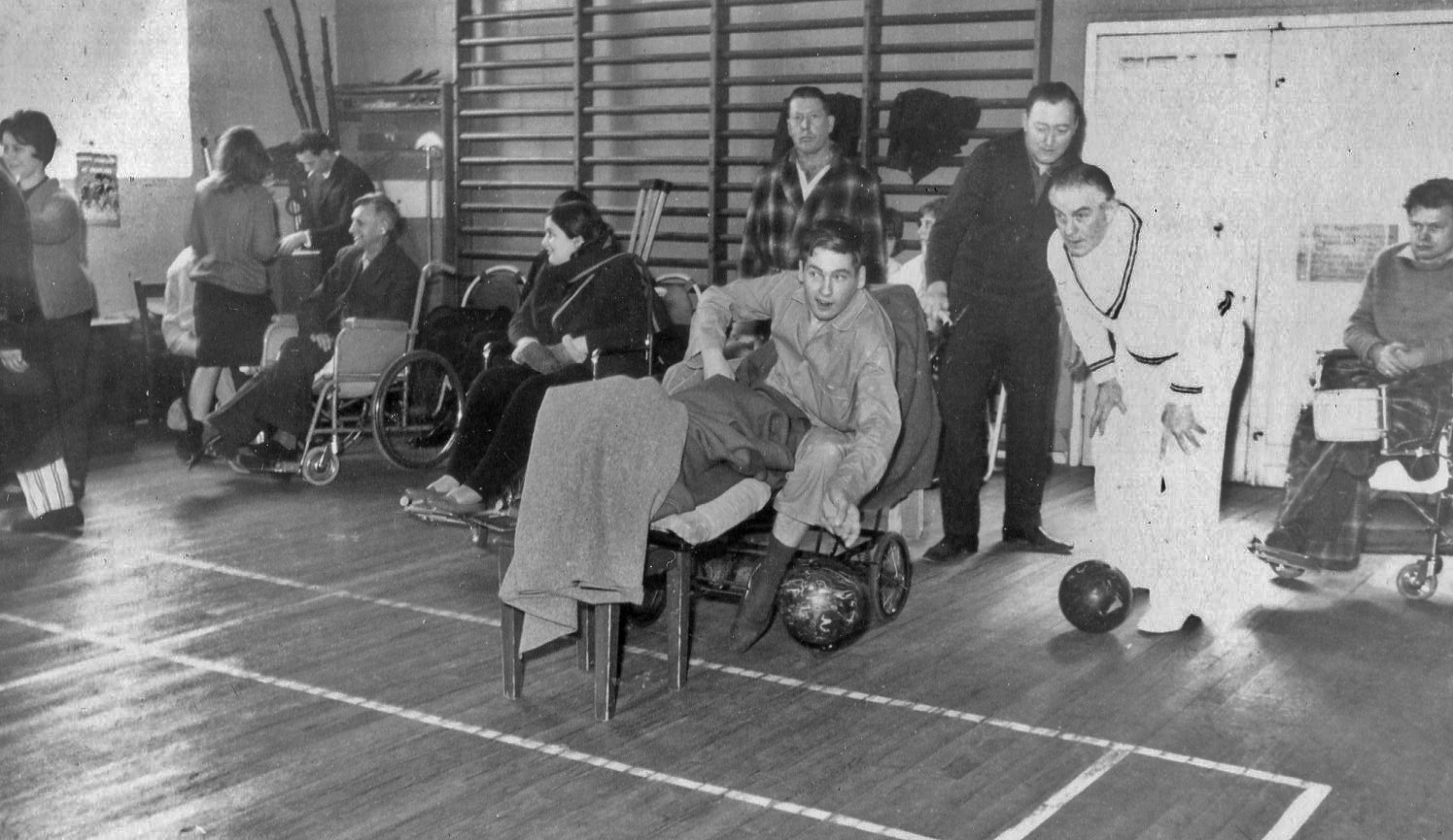 Ten Pin Bowling Club Sport, Harlow Wood Orthopaedic Hospital, Harlow