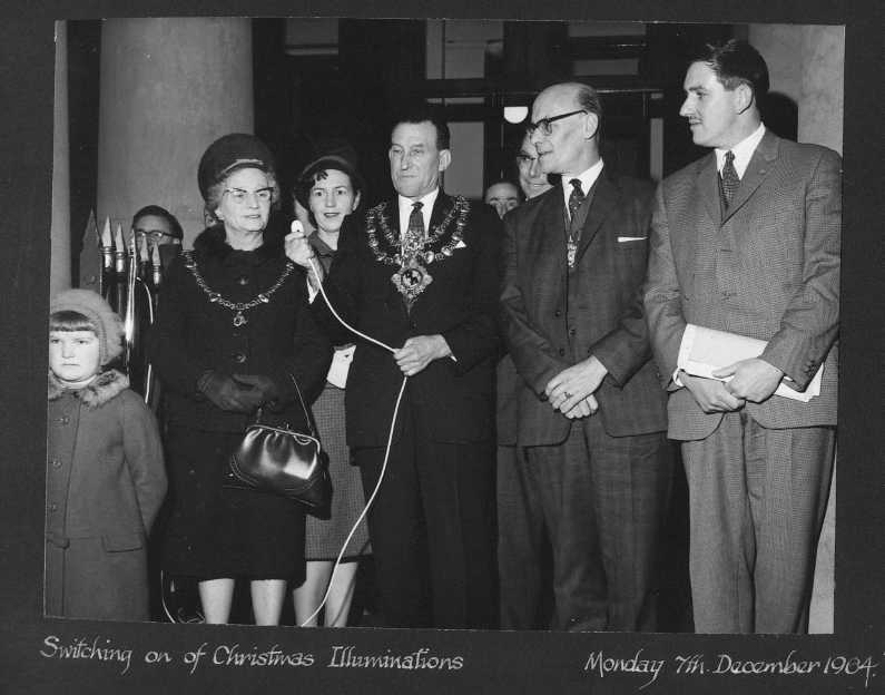 William Kaye Public Services, Mansfield People, People (Miscellaneous