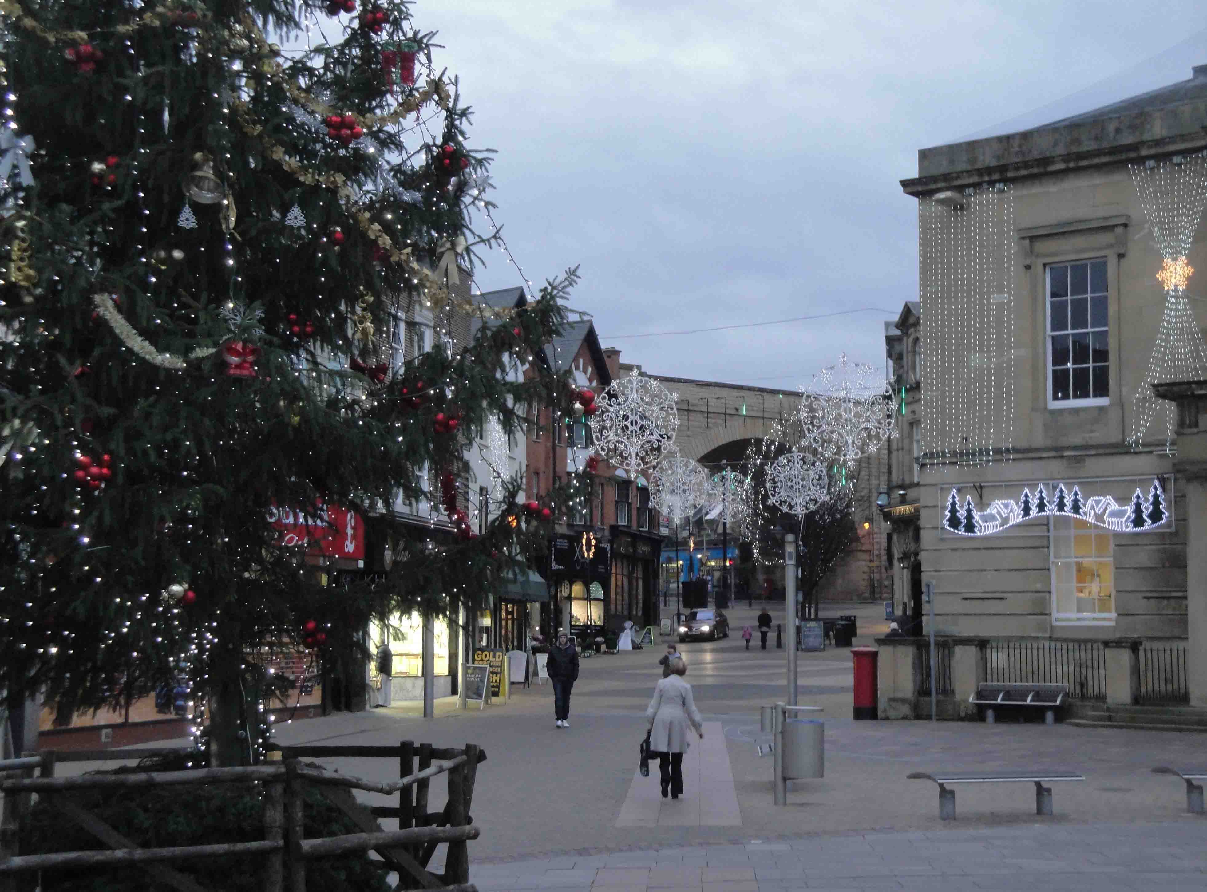 Mansfield Christmas Lights 2011 Traditions / Customs, Mansfield