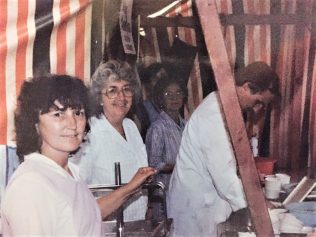 Doreen Powell, Jean Harold, Jack Harold, May Childs and her daughter Margaret